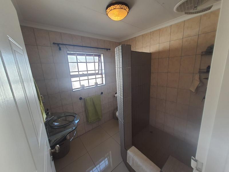 To Let 3 Bedroom Property for Rent in Bonnie Brae Western Cape